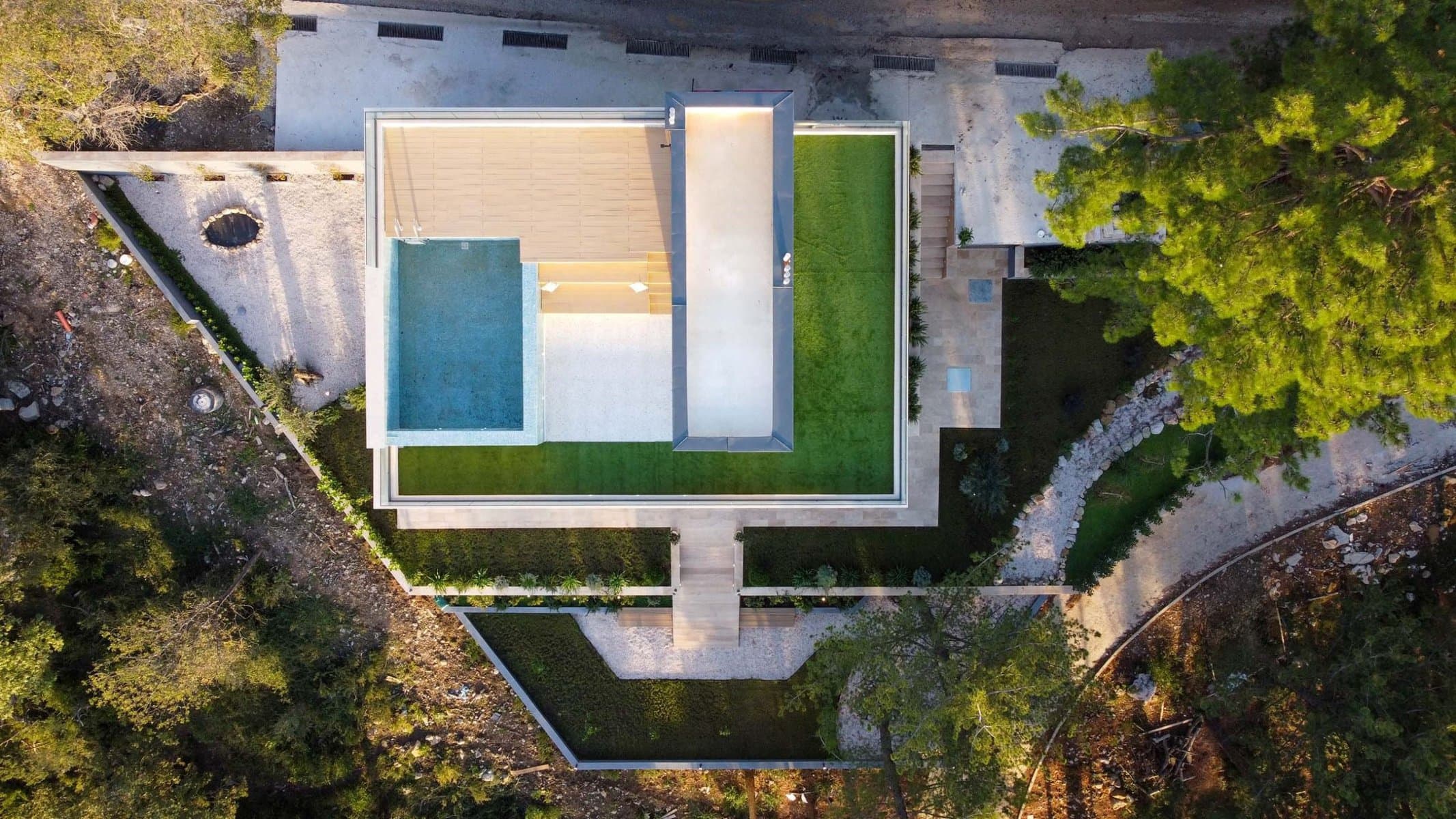 4 Kotor Kavac – a contemporary family villa with a swimming pool and a panoramic view of the Tivat Bay min