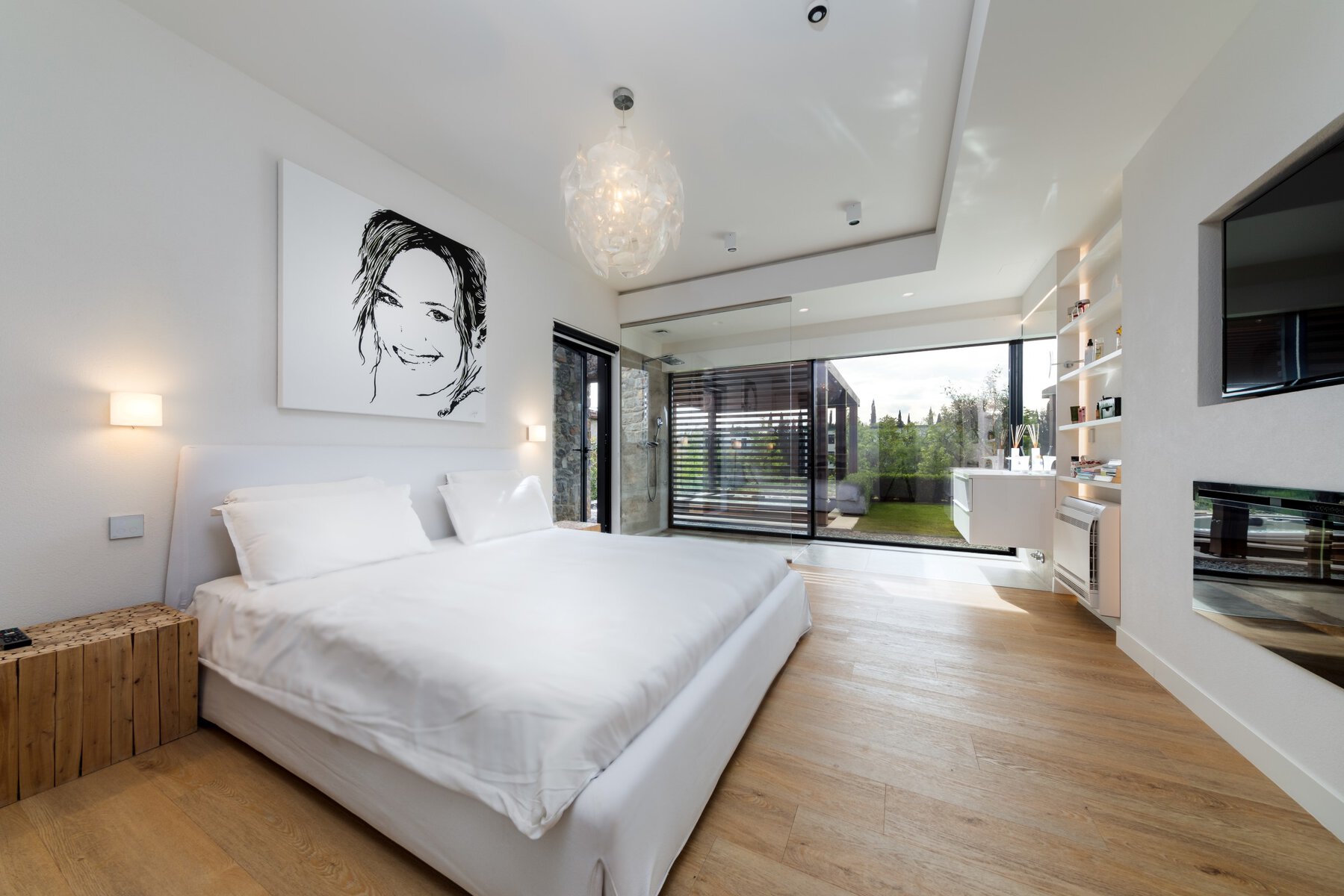 9 Podgorica Masline – two contemporary villas in an exclusive gated complex with an outdoor pool