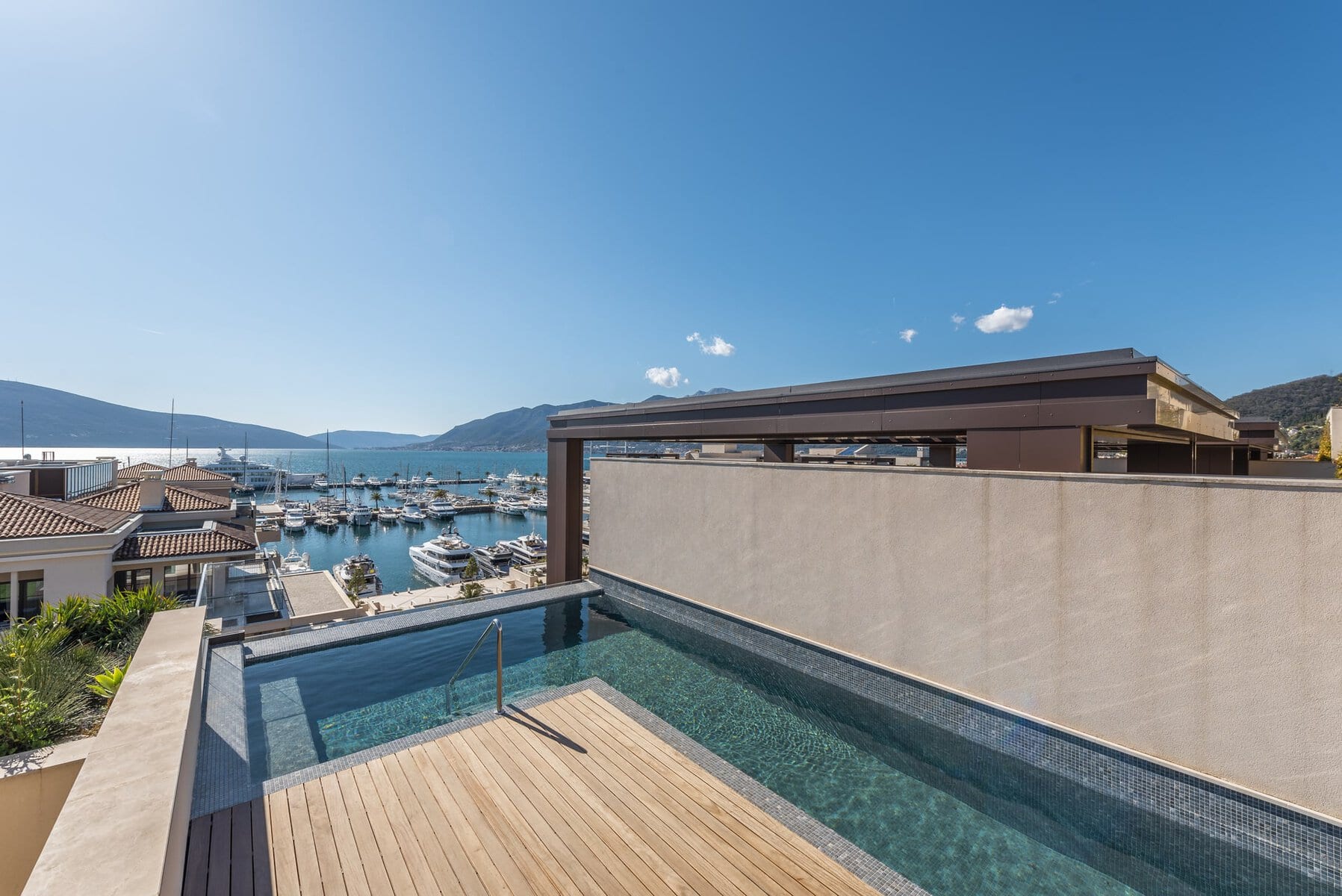 1 Tivat Porto Montenegro three bedroom penthouse with rooftop and private swimming pool Elena building min