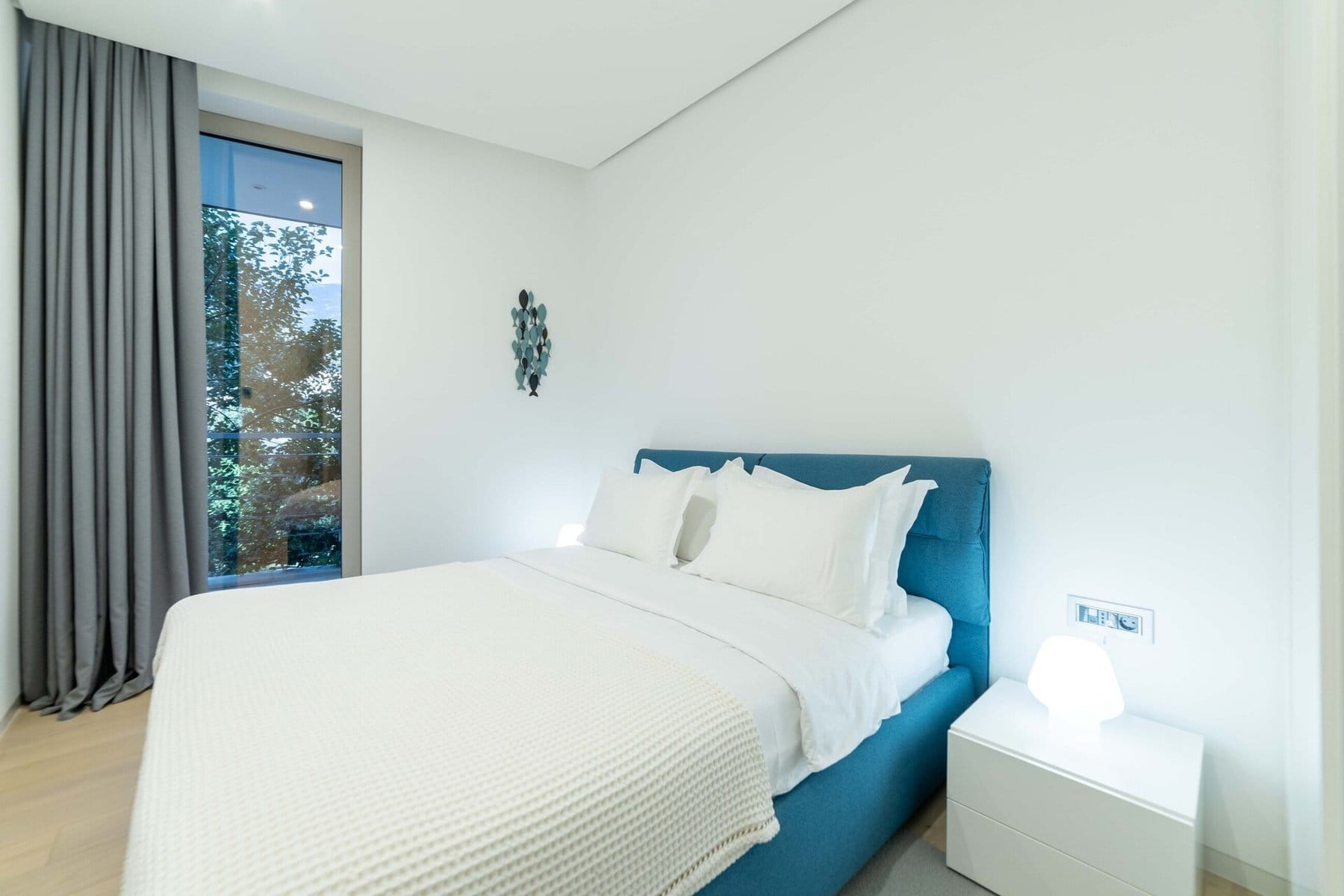 11 Budva Dukley Gardens – fully furnished three bedroom apartment with sea view min