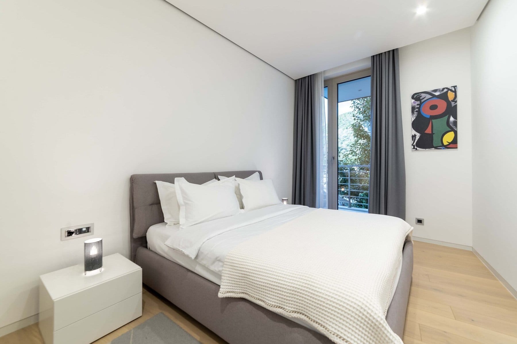 12 Budva Dukley Gardens – fully furnished three bedroom apartment with sea view min