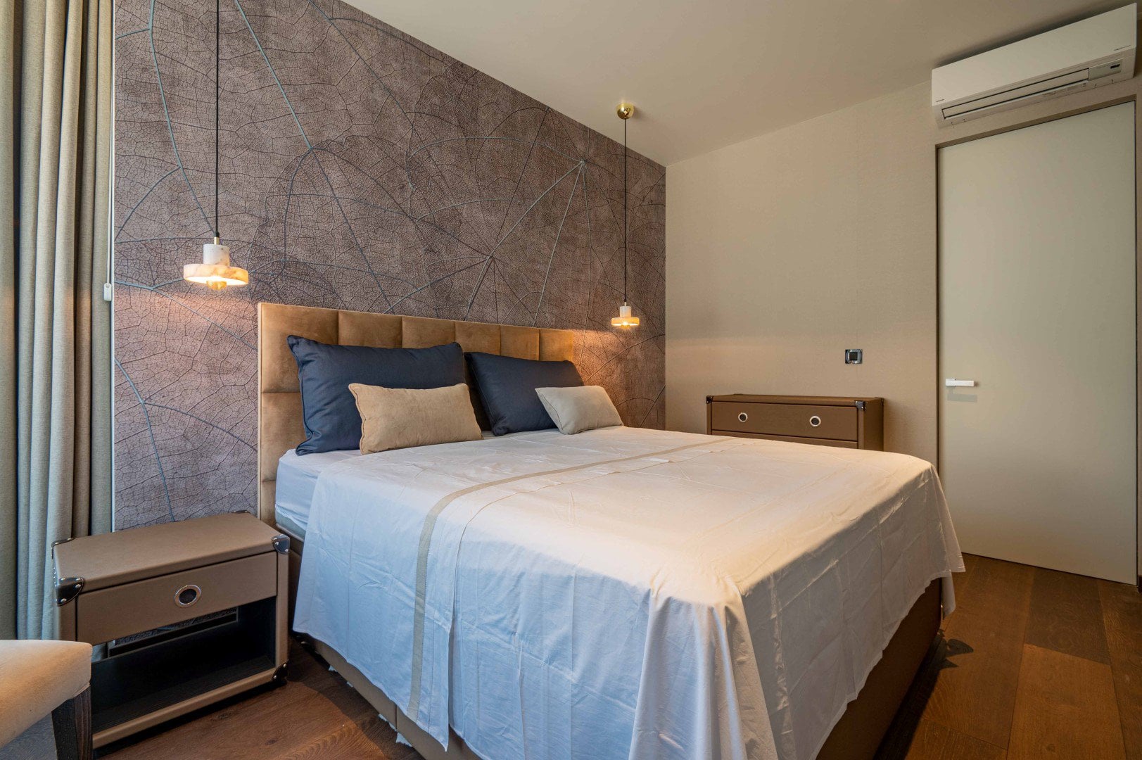 11 exclusive 2 bedroom apartment next to the sea