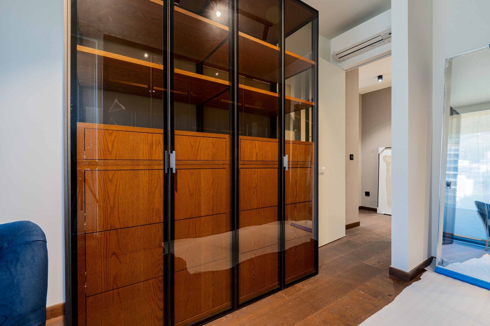 14 exclusive 2 bedroom apartment next to the sea