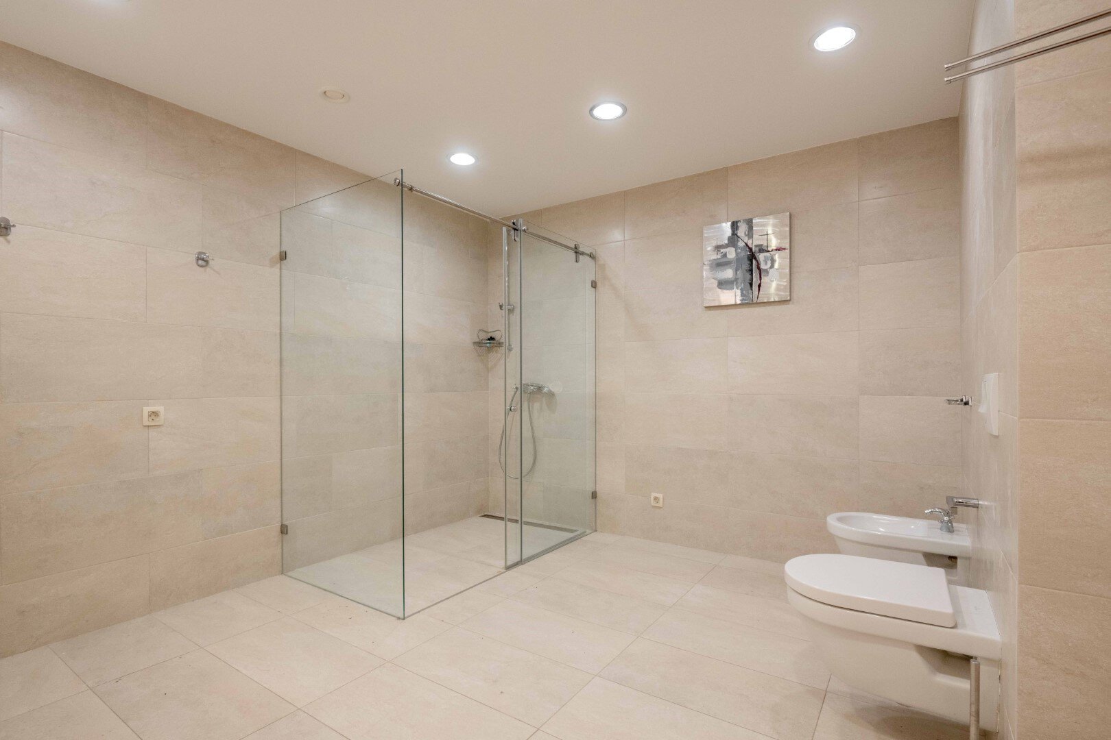 29 renovated stone villa with a pool and garage