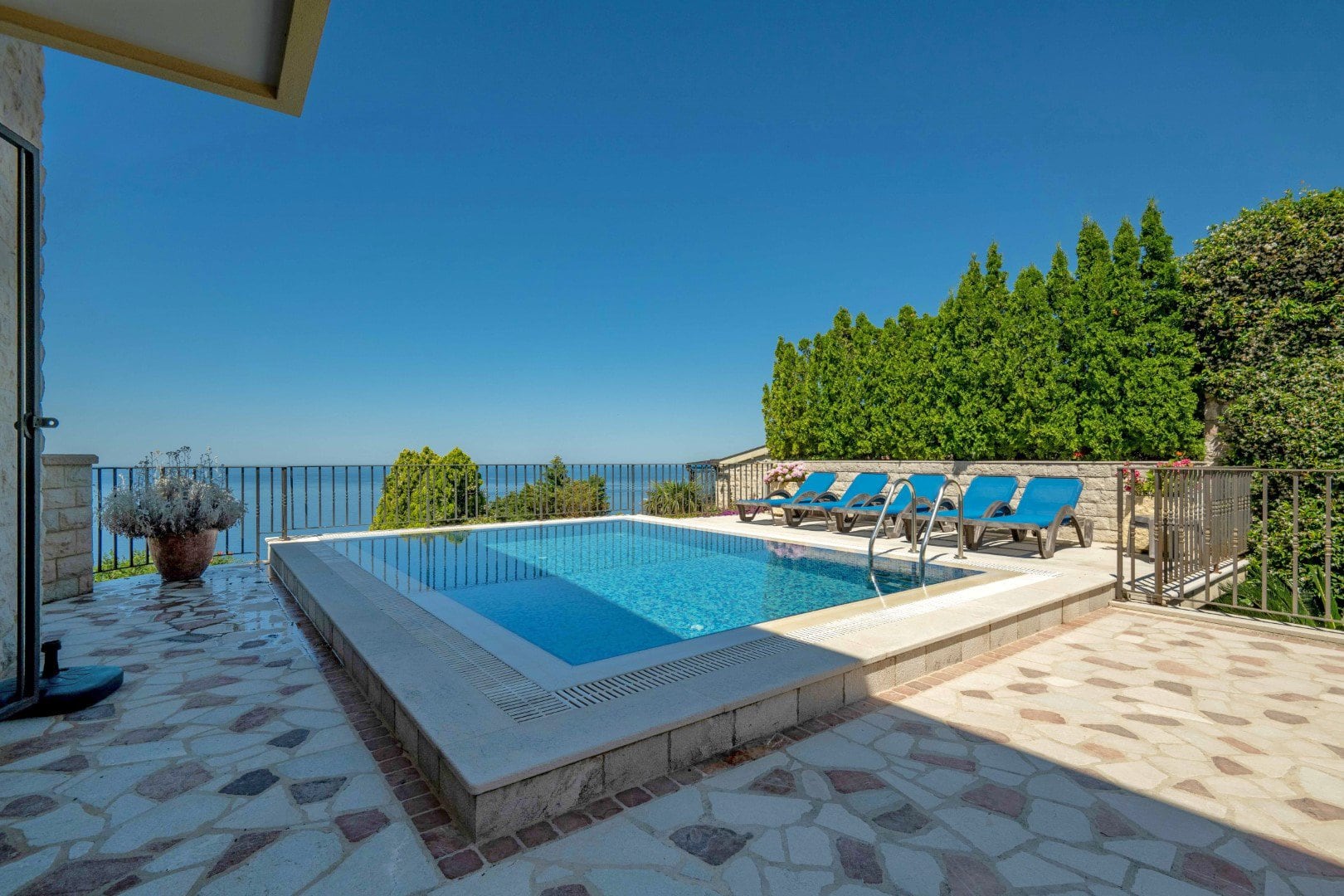 31 renovated stone villa with a pool and garage