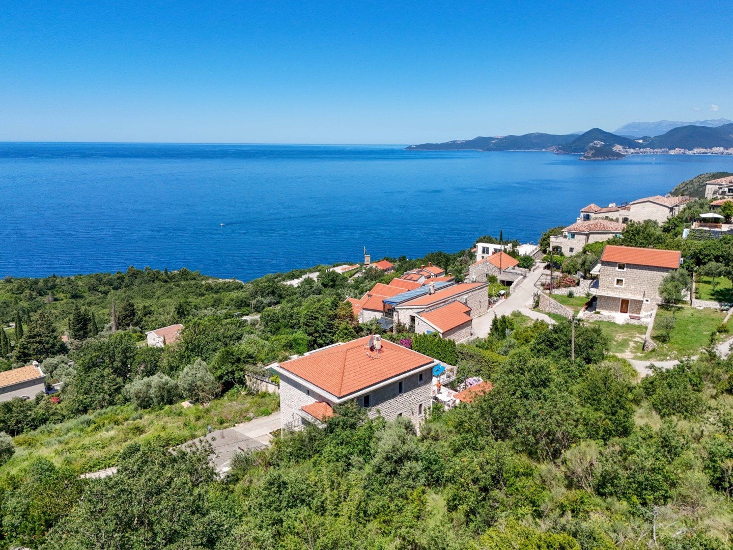 36 renovated stone villa with a pool and garage