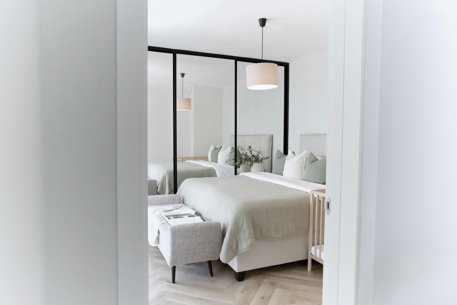 16 3bdr villa with a pool and open sea view