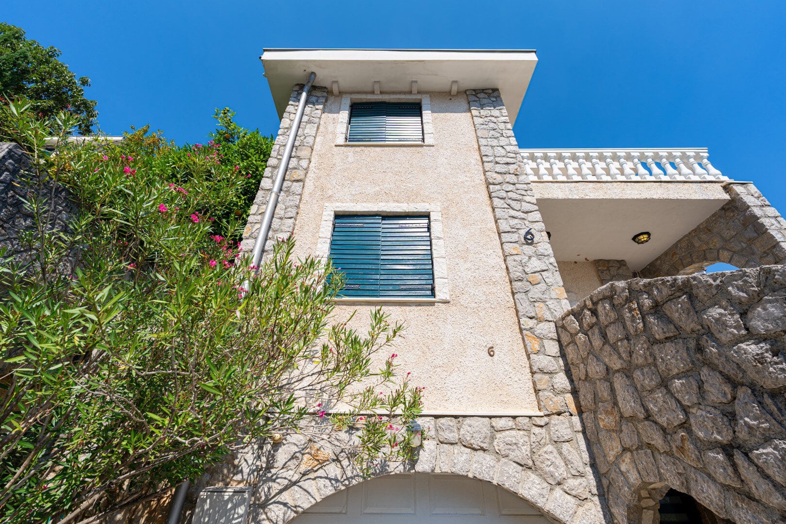 Vila Kostanjica 7