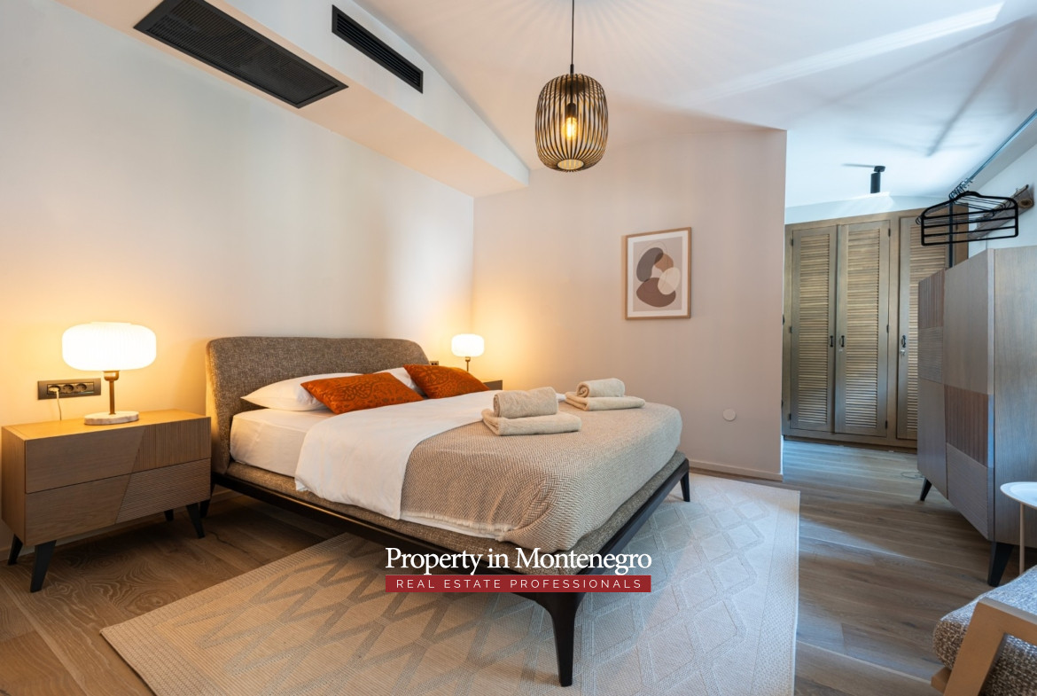 16 luxury renovated stone villa Drobni Pijesak