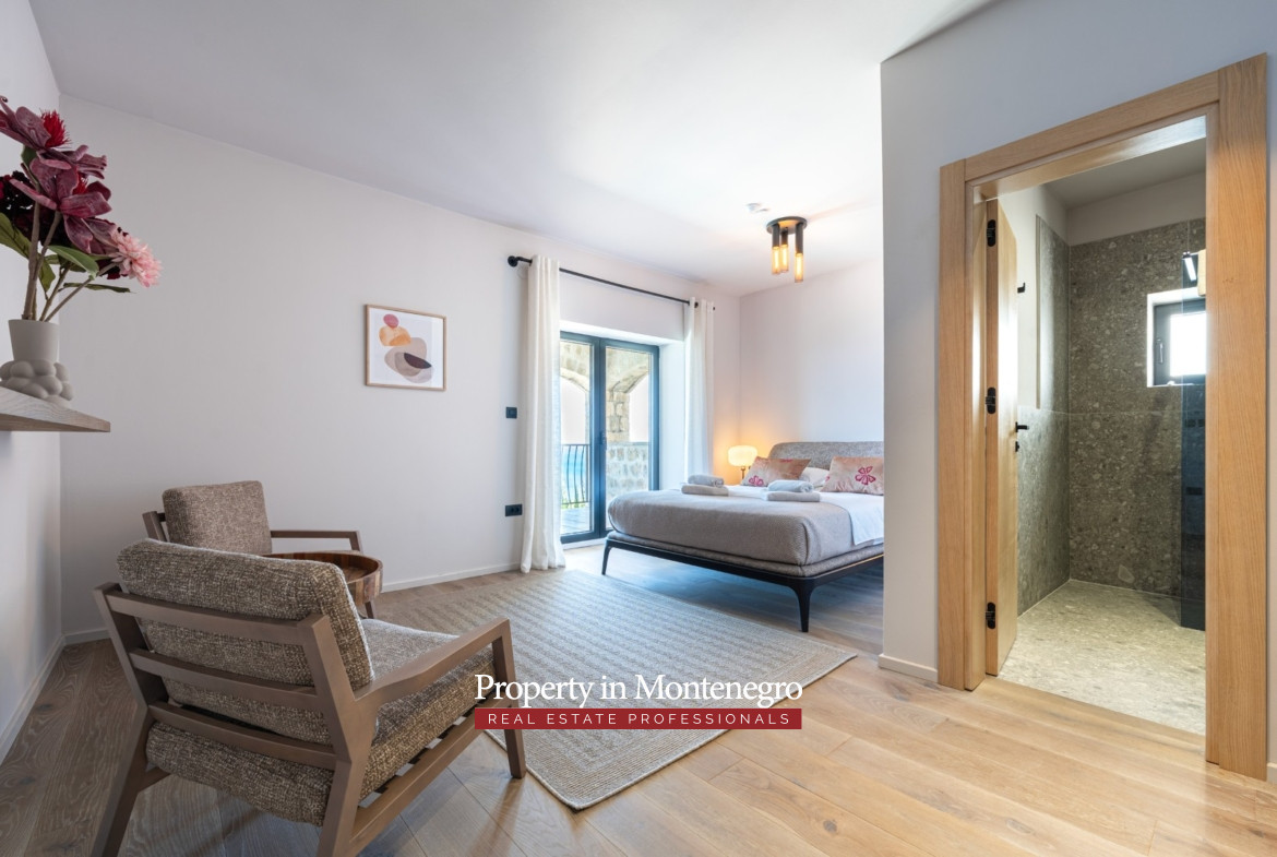 19 luxury renovated stone villa Drobni Pijesak