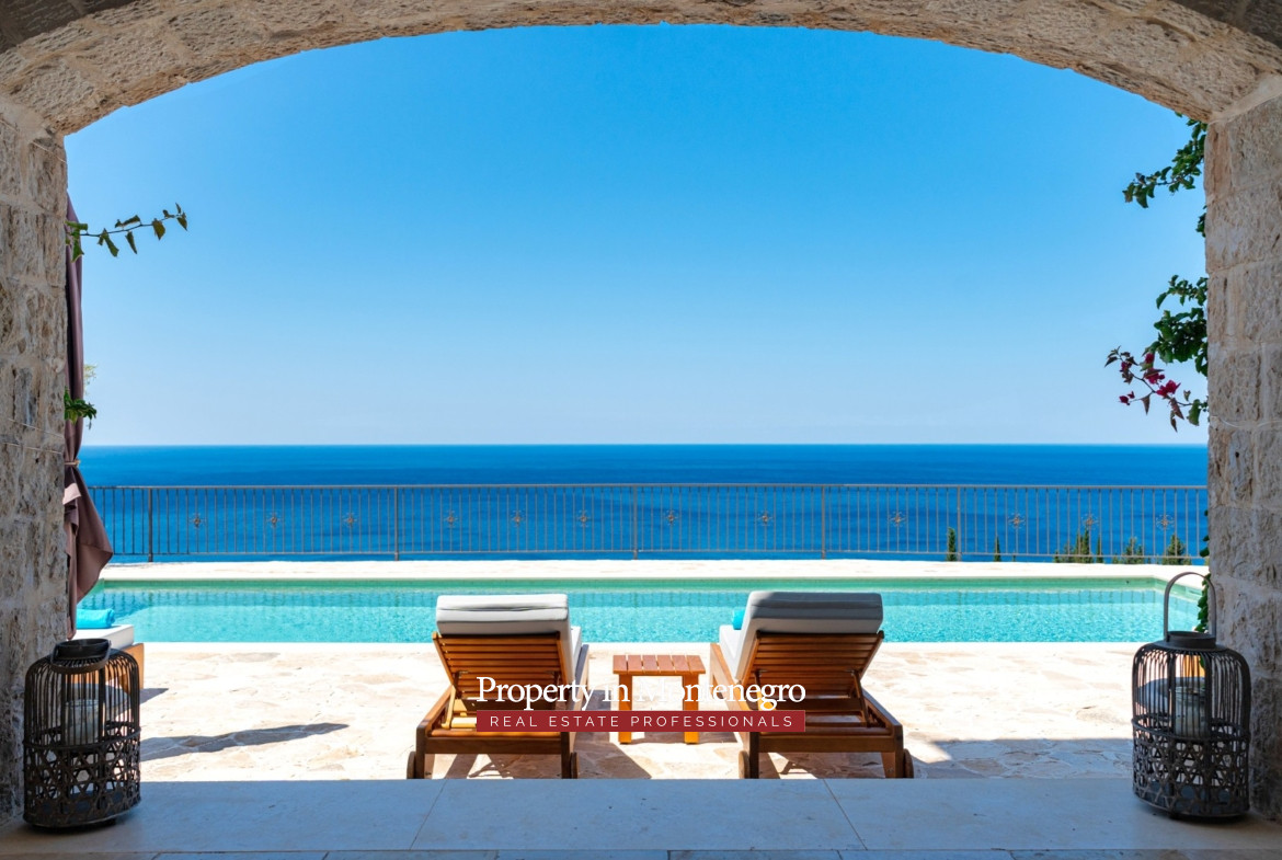 31 luxury renovated stone villa Drobni Pijesak