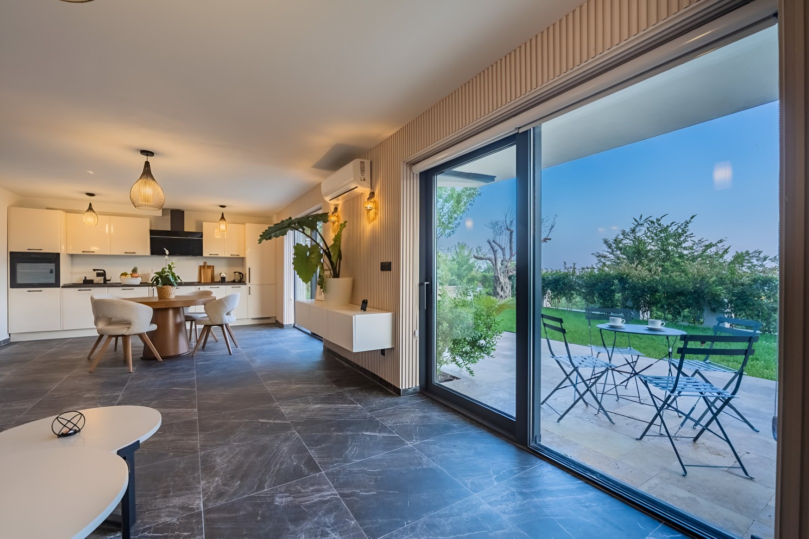 4 8 bdr villa with a pool, Markovici, Budva