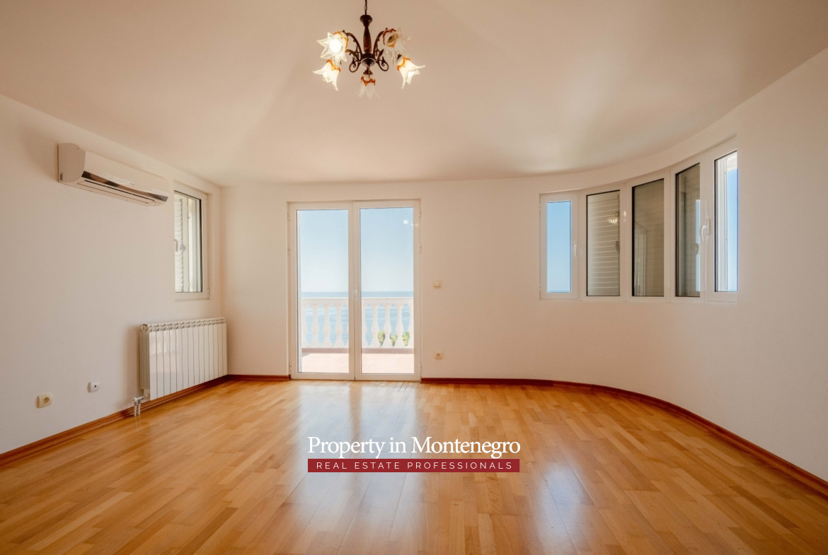 12 villa near the sea, Dobre Vode, Bar