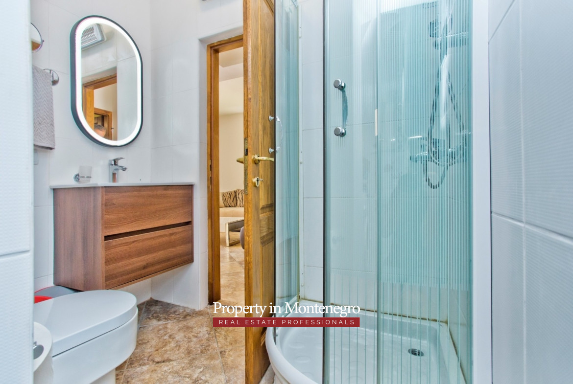 16 waterfront house Muo