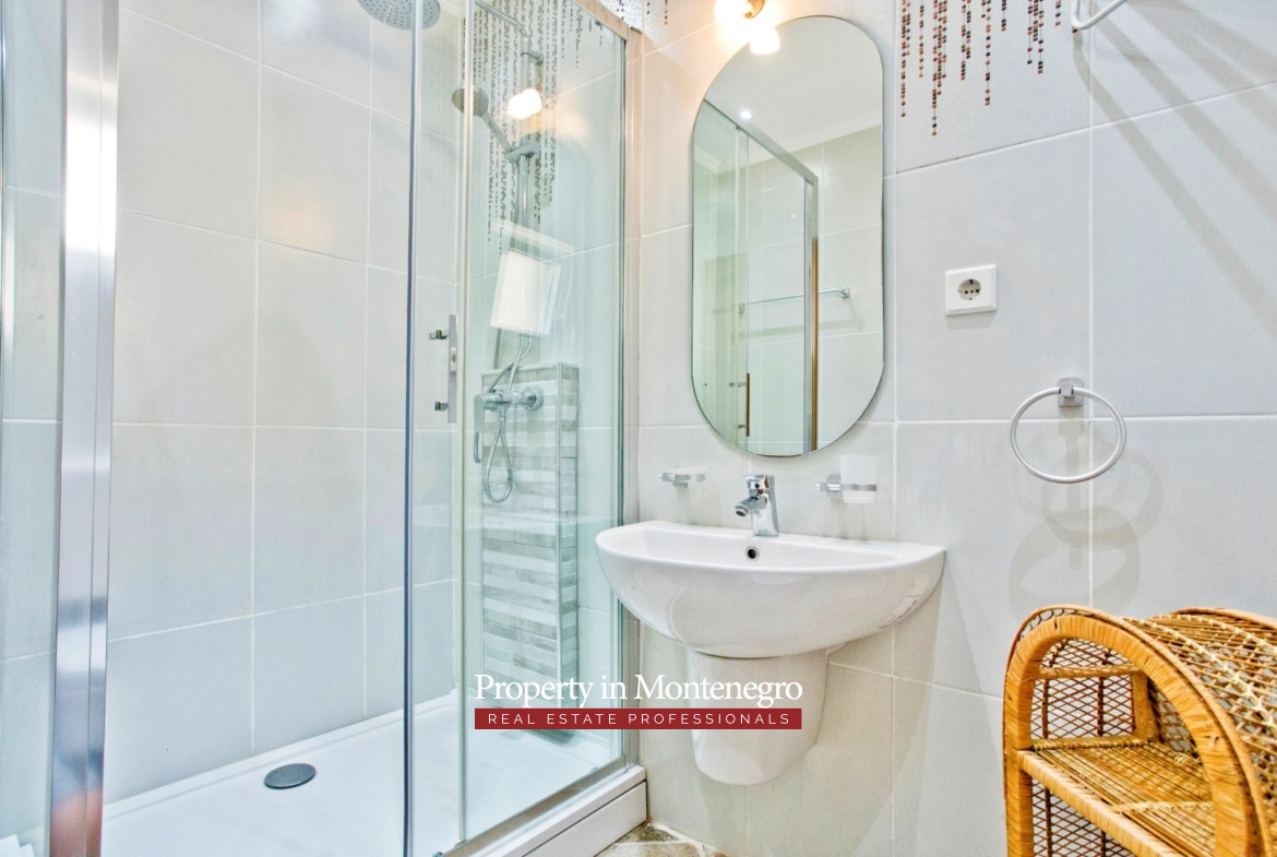 17 waterfront house Muo