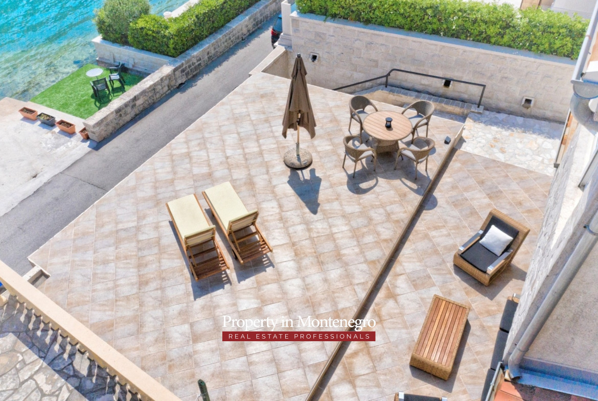 19 waterfront house Muo