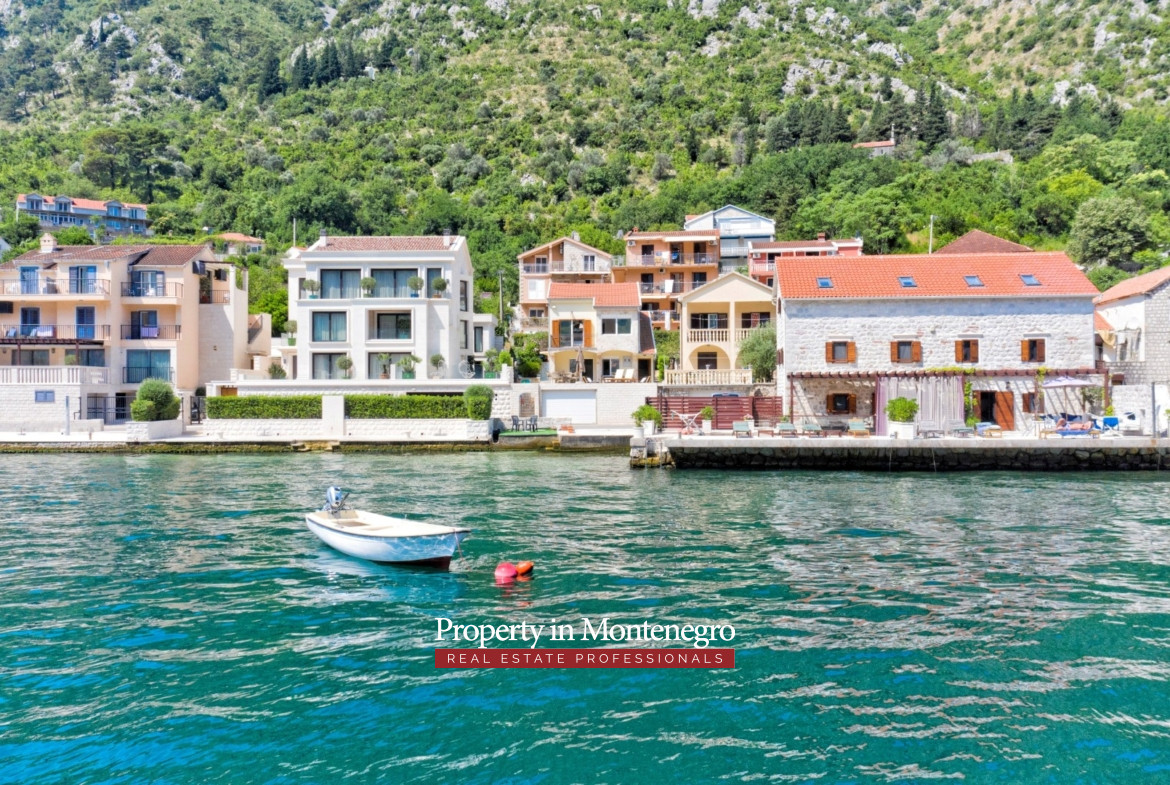 26 waterfront house Muo