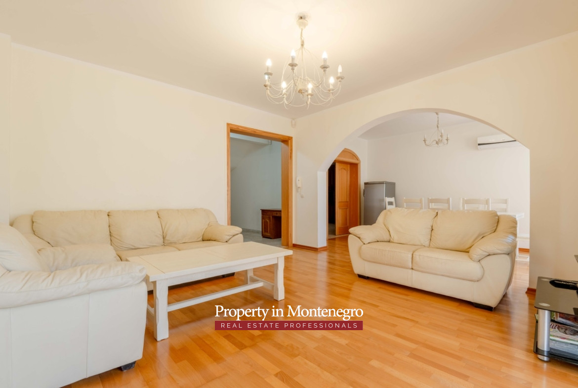 4 villa near the sea, Dobre Vode, Bar