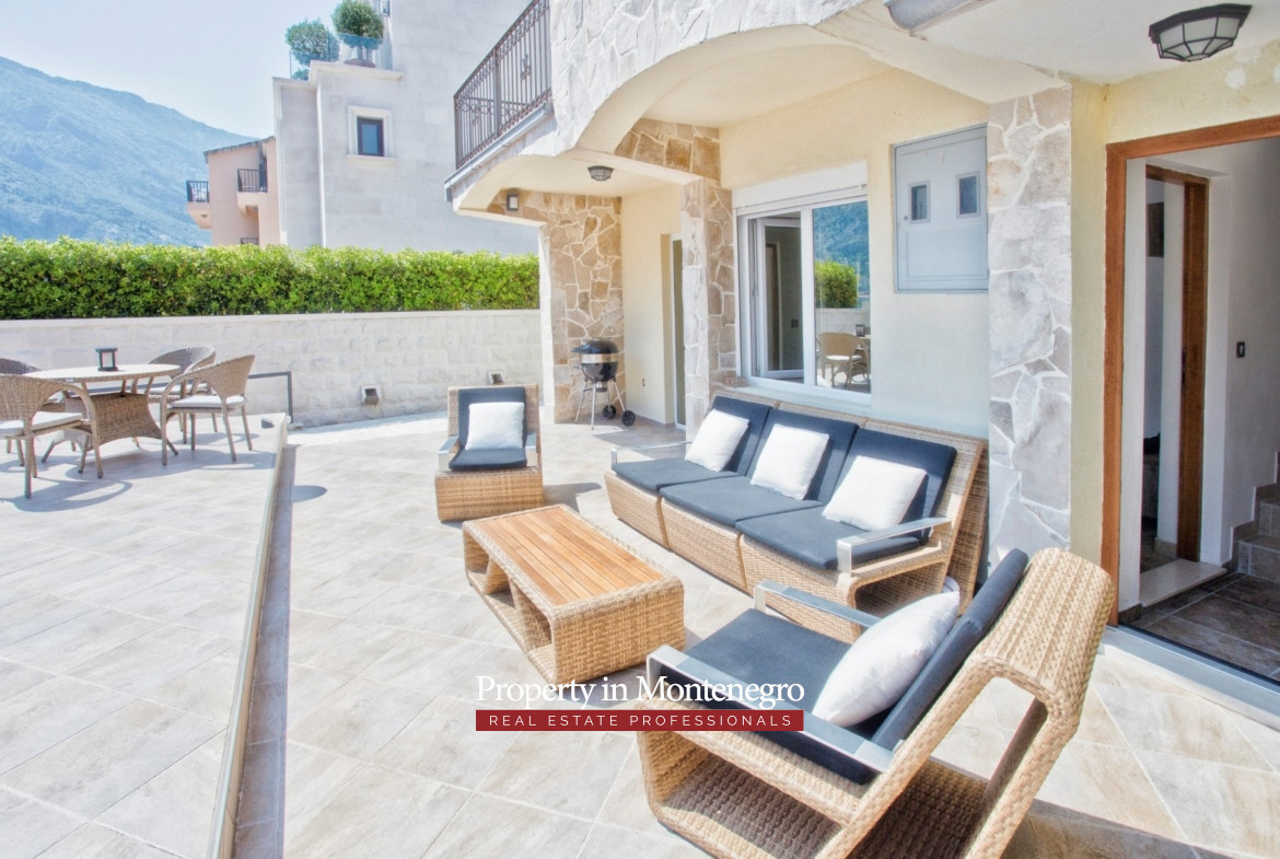 7 waterfront house Muo