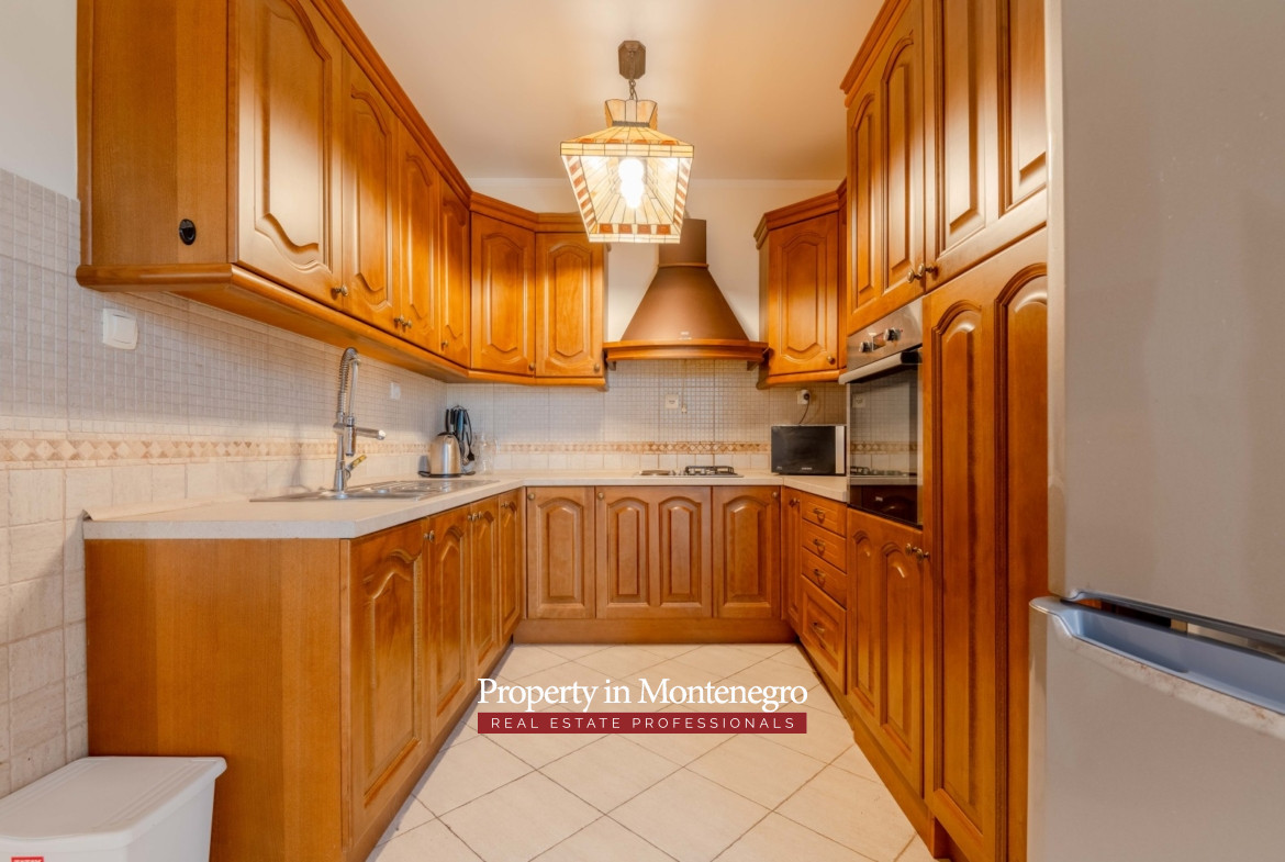 8 villa near the sea, Dobre Vode, Bar