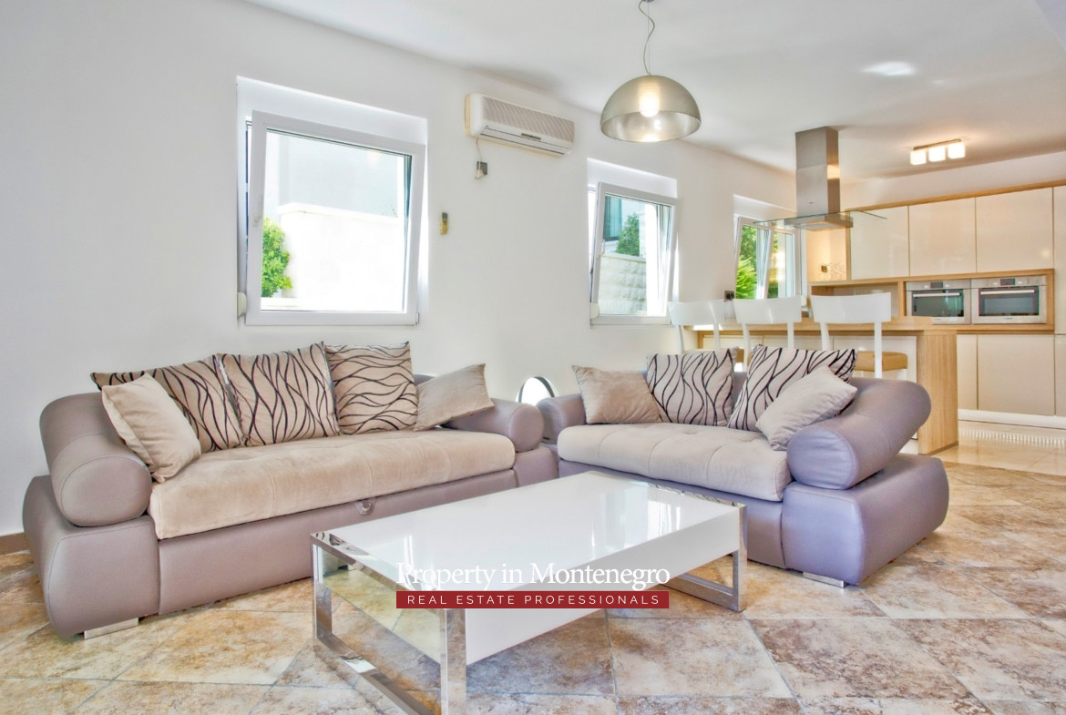 9 waterfront house Muo