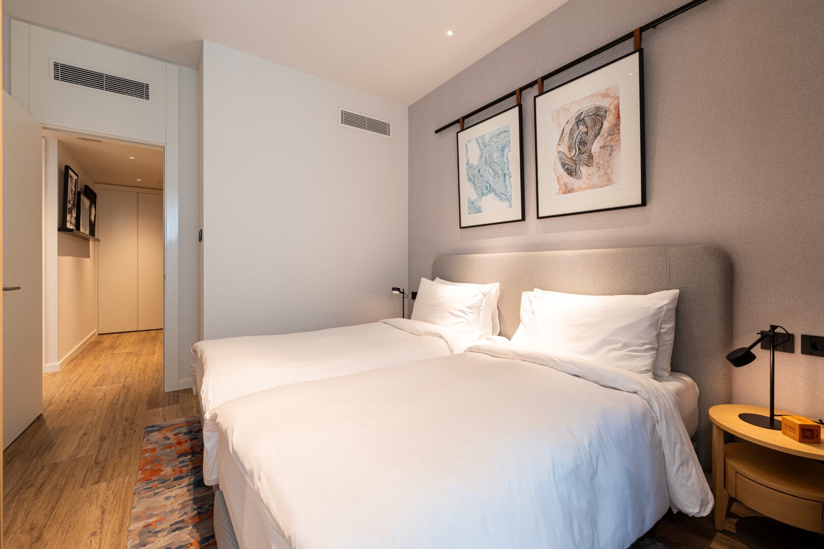 Luxury 2 bed apartment 18