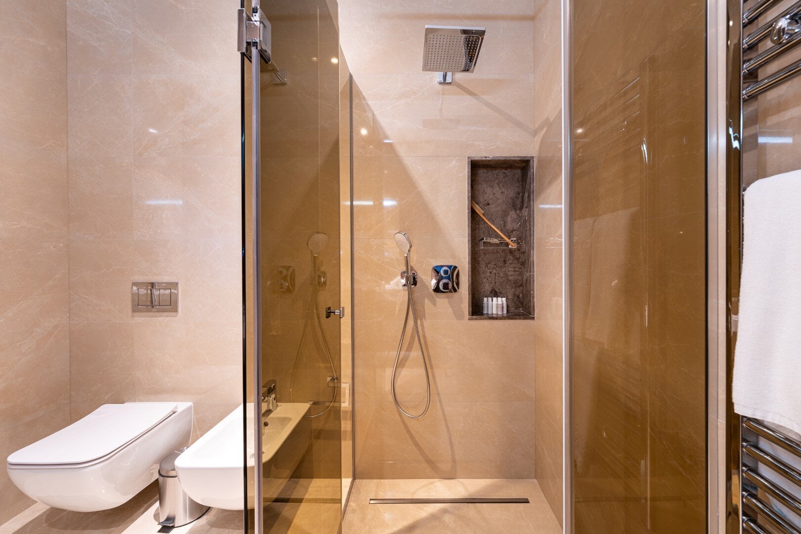 Luxury 2 bed apartment in Tivat 19