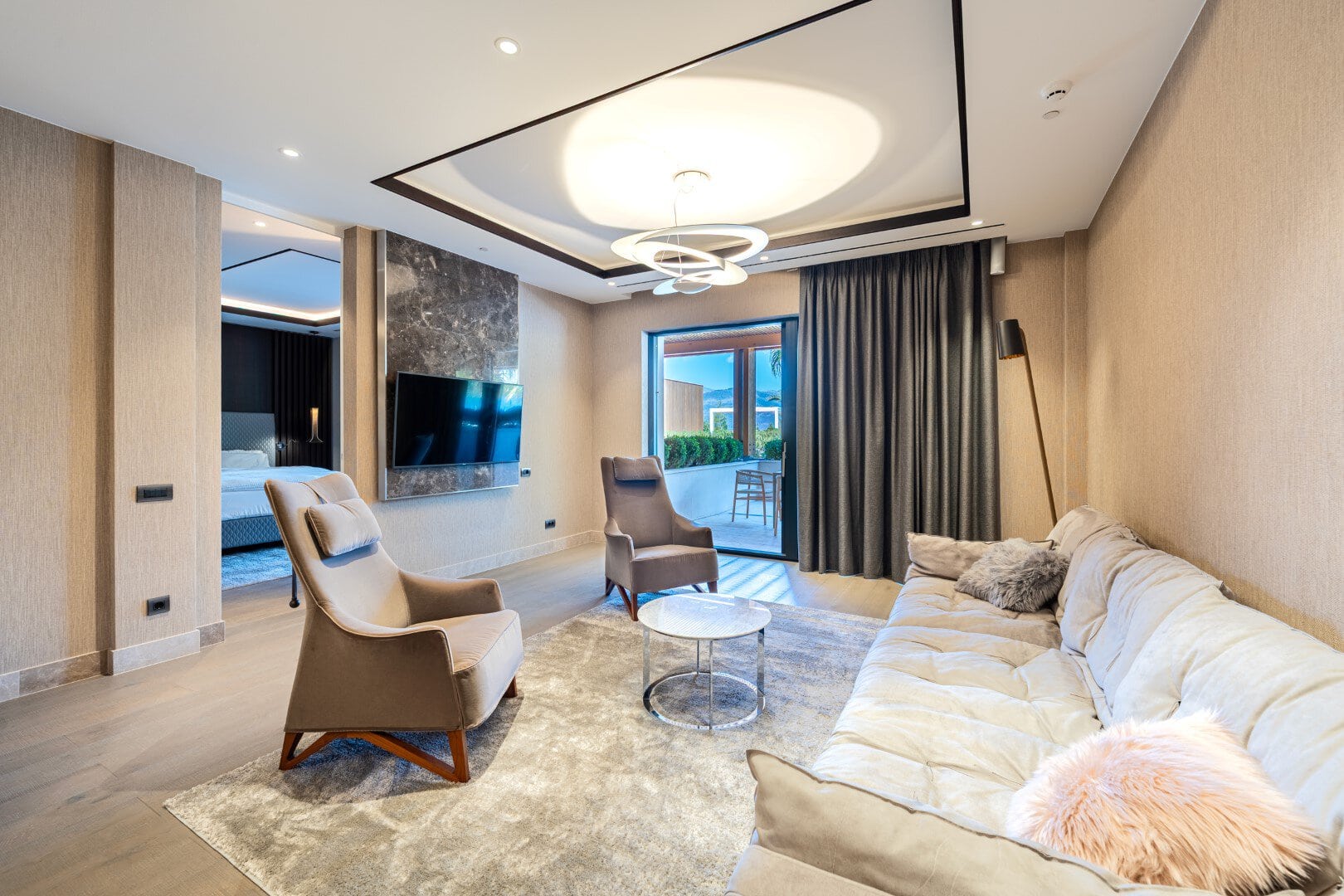 Luxury 2 bed apartment in Tivat 2