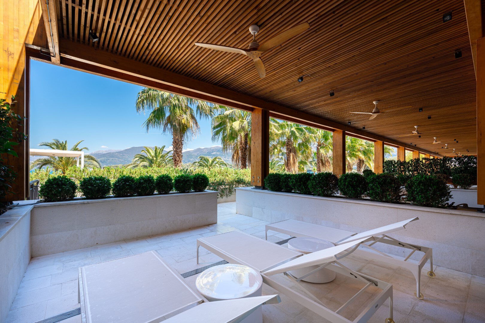 Luxury 2 bed apartment in Tivat 21