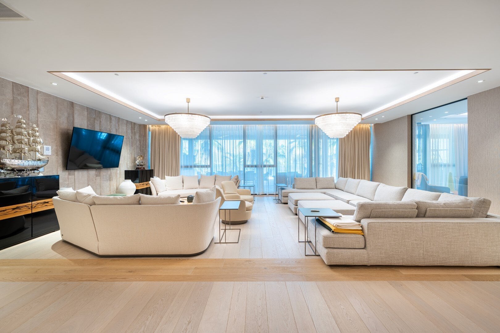 Luxury 5 bed apartment in Tivat 10