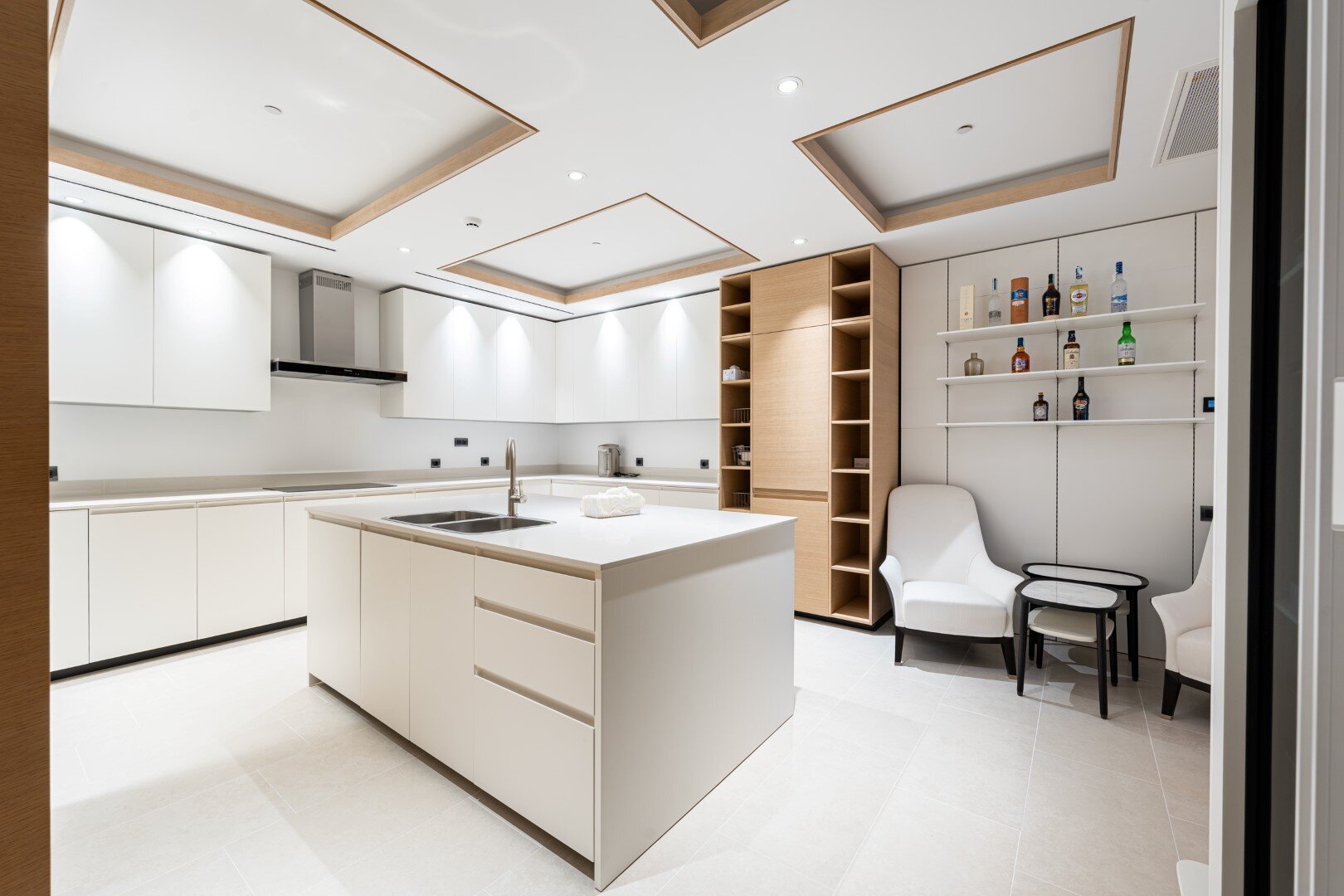 Luxury 5 bed apartment in Tivat 15