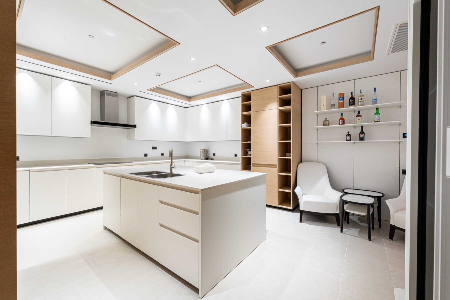 Luxury 5 bed apartment in Tivat 15