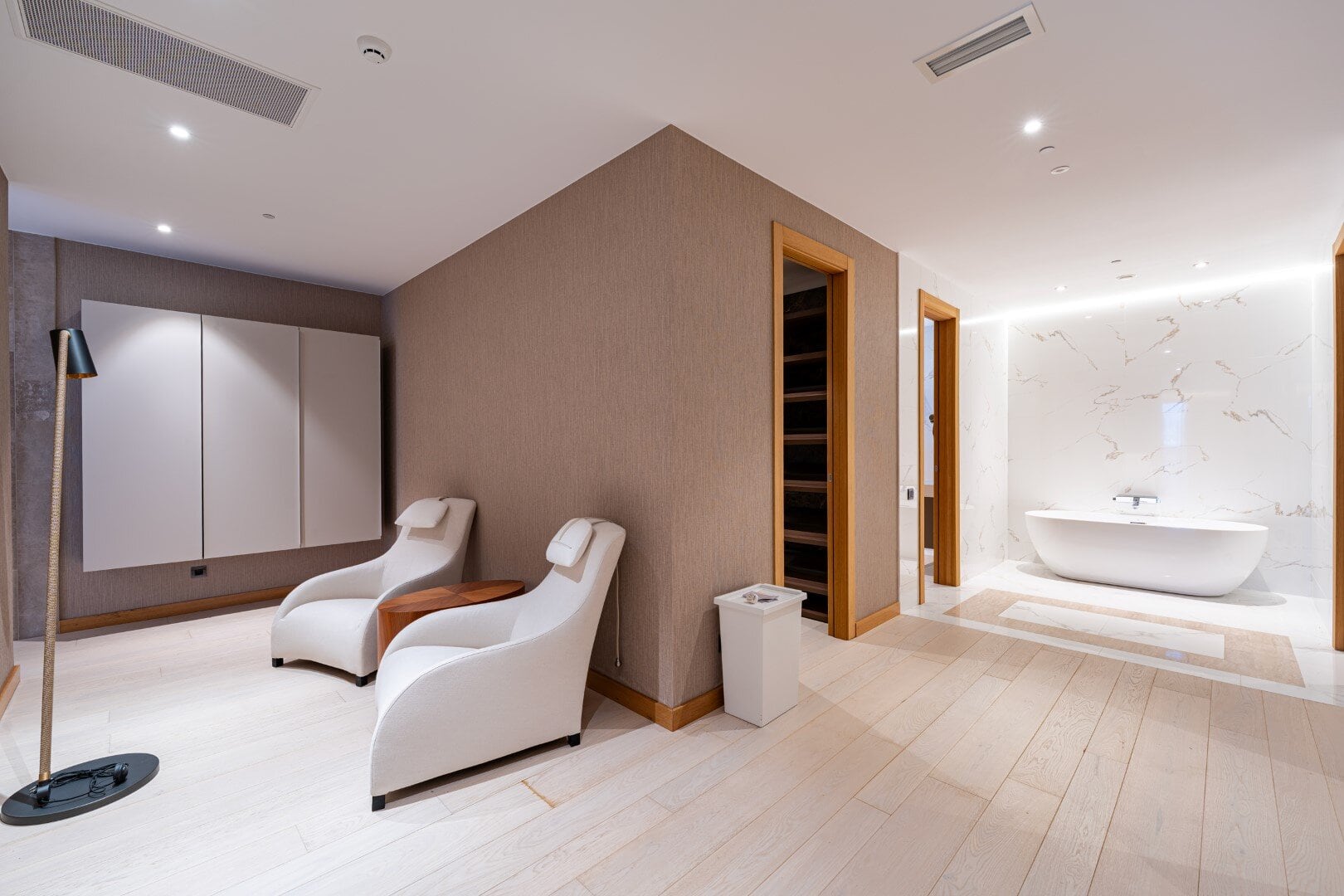 Luxury 5 bed apartment in Tivat 53