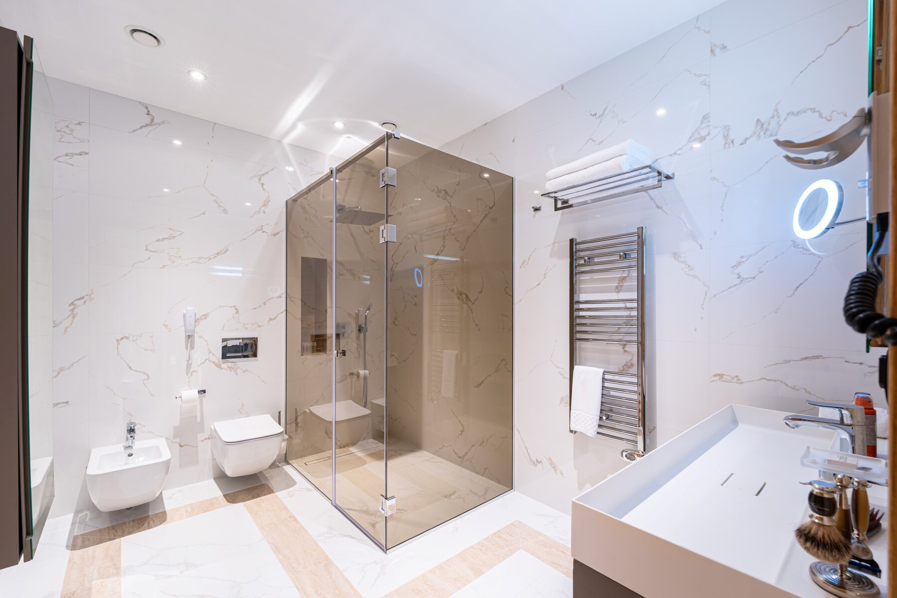 Luxury 5 bed apartment in Tivat 56