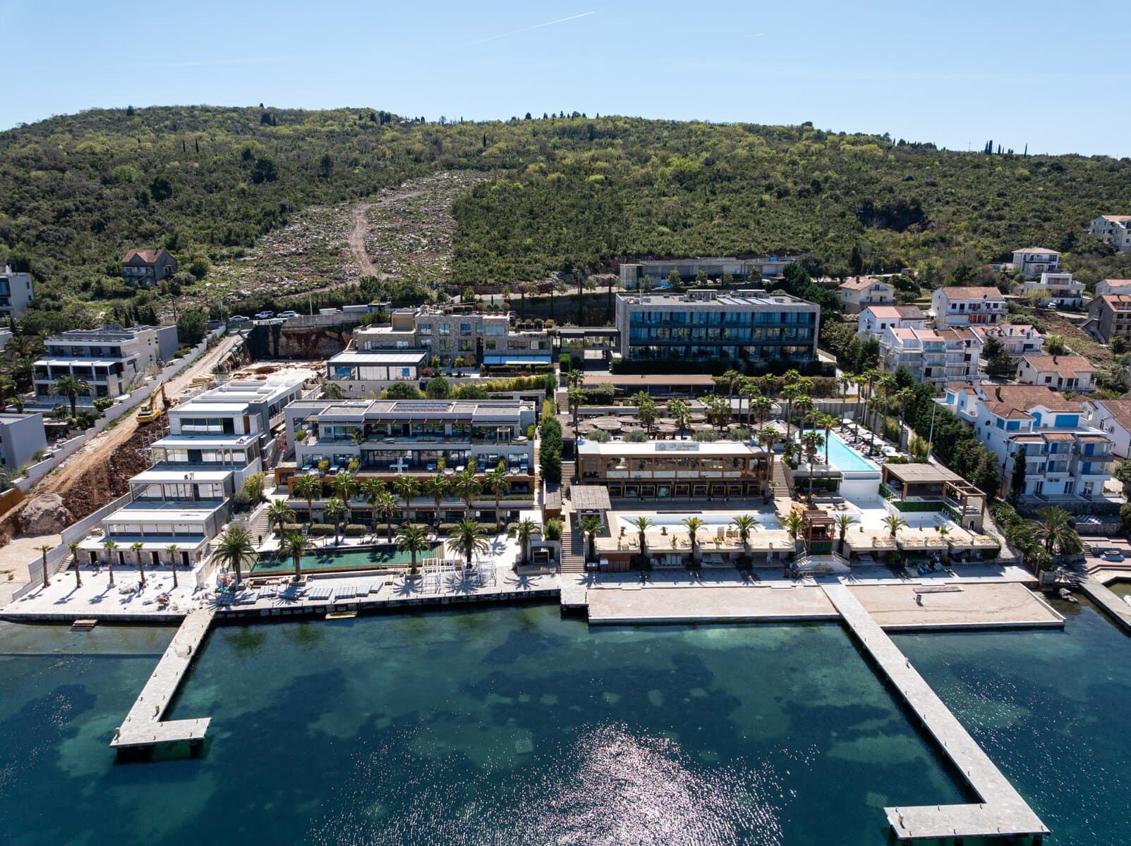 Luxury 5 bed apartment in Tivat 63