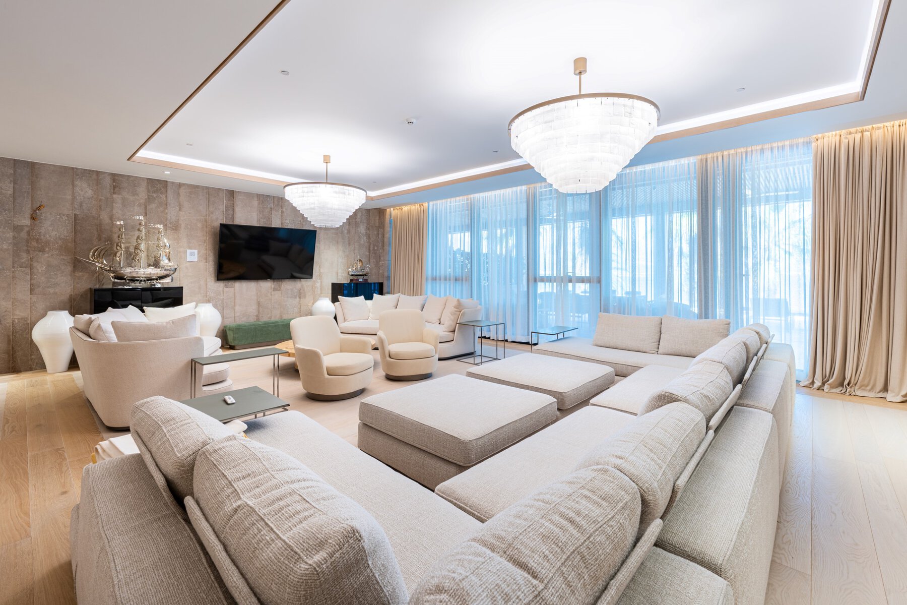 Luxury 5 bed apartment in Tivat 9